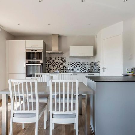 Suite Granges en rez-de-jardin pour 4 voyageurs Lyon Extérieur photo