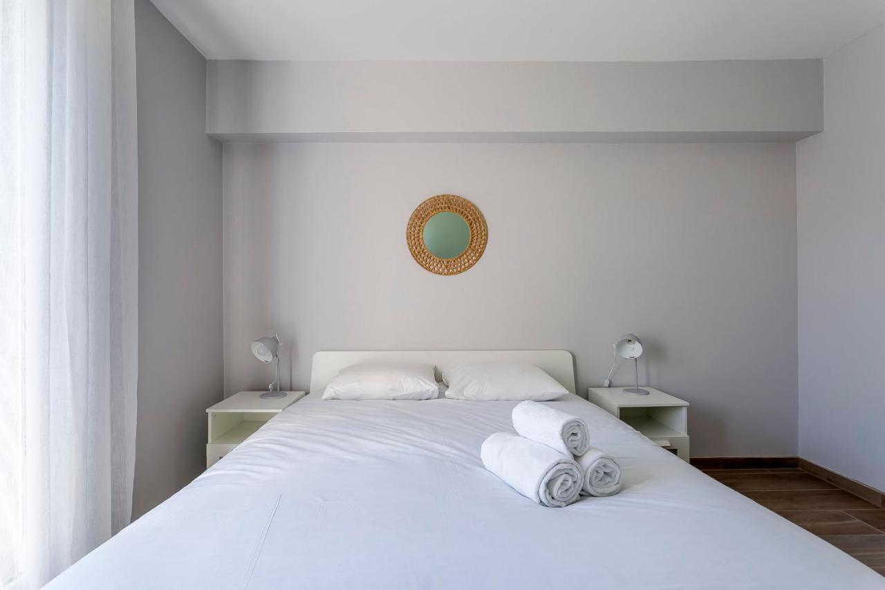 Suite Granges en rez-de-jardin pour 4 voyageurs Lyon Extérieur photo