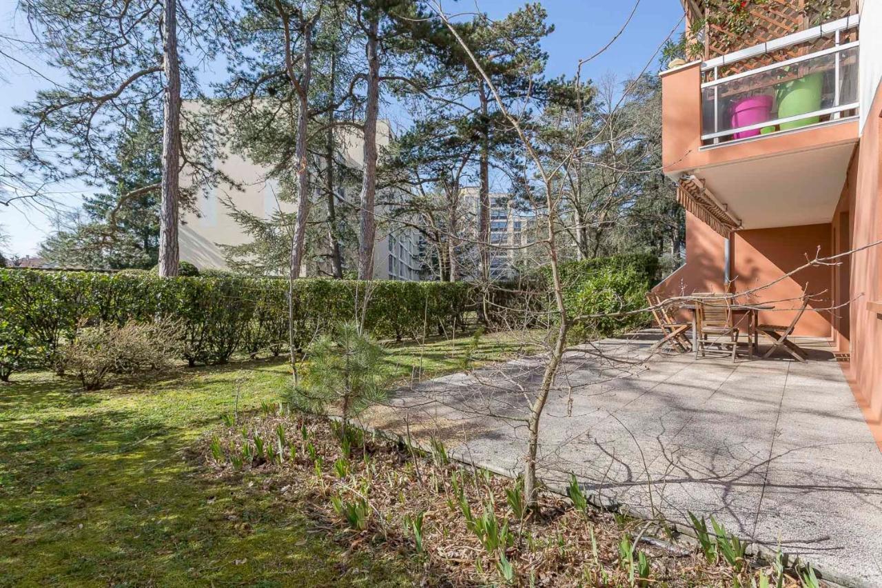 Suite Granges en rez-de-jardin pour 4 voyageurs Lyon Extérieur photo